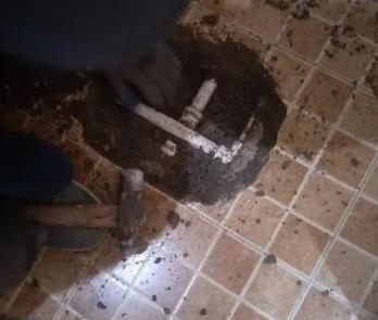 鸡冠卫生间漏水维修公司为您分享下卫生间渗水如何处理及注意事项